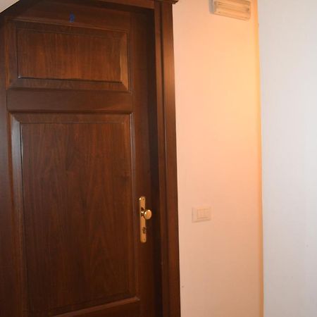 Suites Imperiali Guest House Rom Exteriör bild